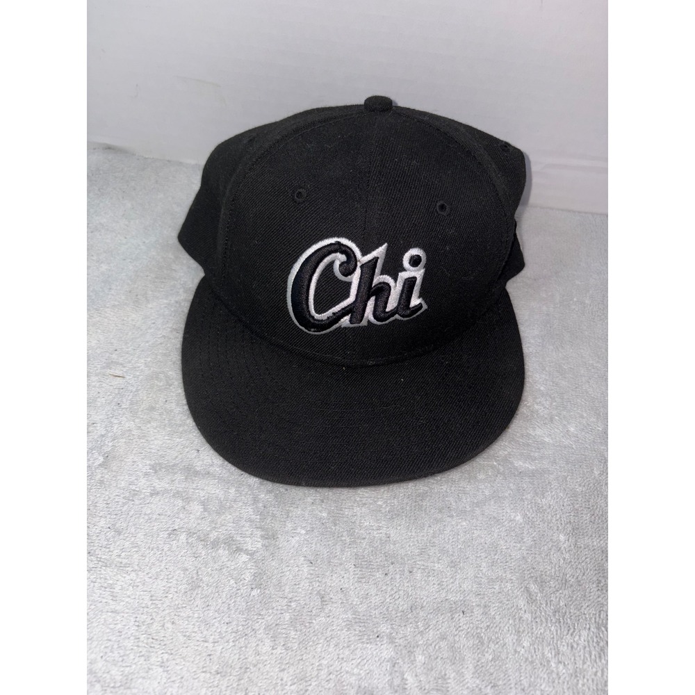 New Era CHI Hat 59FIFTY Fitted Cap Black Chicago Baseball Style 7 1/8 Inch